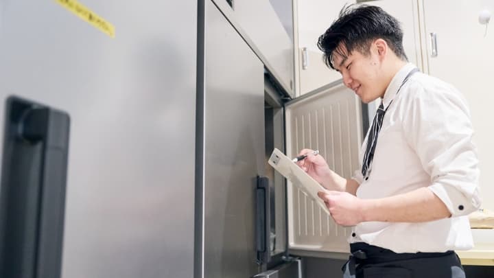 食材、備品管理